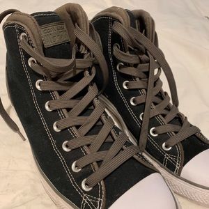 Converse green black